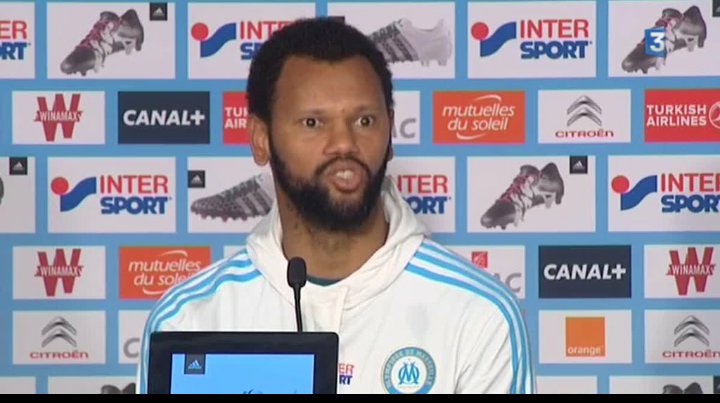 LeKouss's tweet photo. Vous semblez désemparés.Qu'avez-vous à dire à Franck Pass..
-DIRE LUI HOMME MORT.FRANCK PASSÉ. https://t.co/SyPvJvbsA8