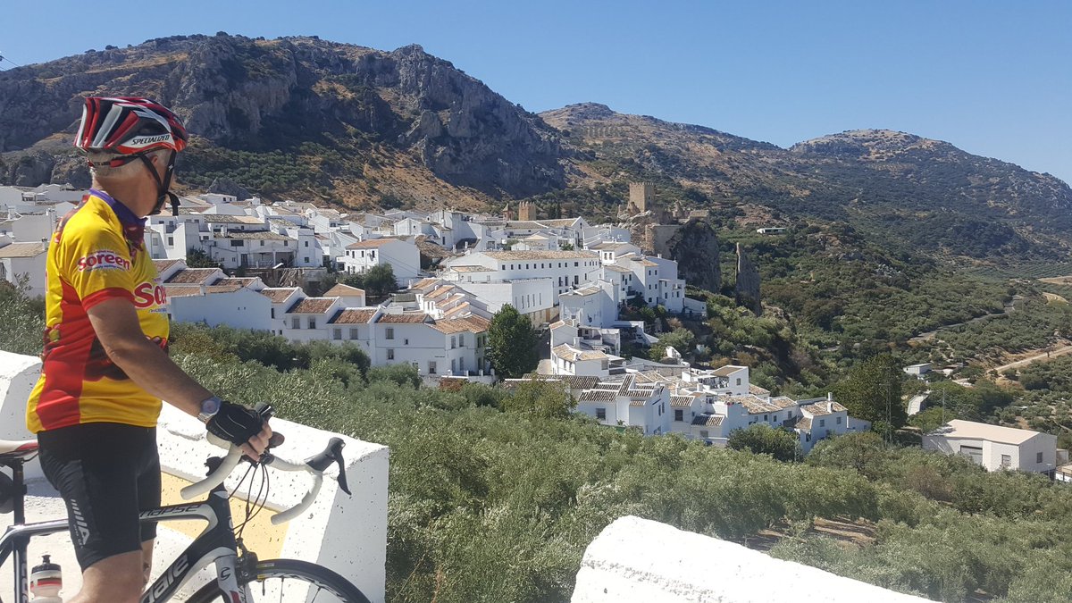 stephentarifa's tweet photo. @SaddleSkedaddle North to South Spain...3 stages of going through an Andalucian white village. https://t.co/namuYQTZPI