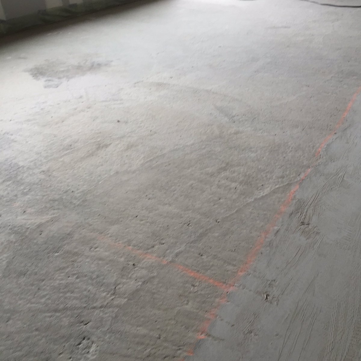 diamsols's tweet photo. Ponçage d'une cellule dans immeuble de bureaux, pour un cabinet d'expertise comptable https://t.co/7j2UqIPT27
