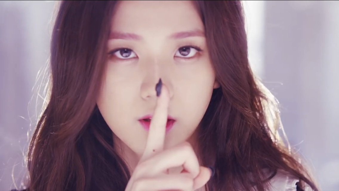 Jisoo_FDP's tweet photo. https://t.co/4LdIHENuFn
