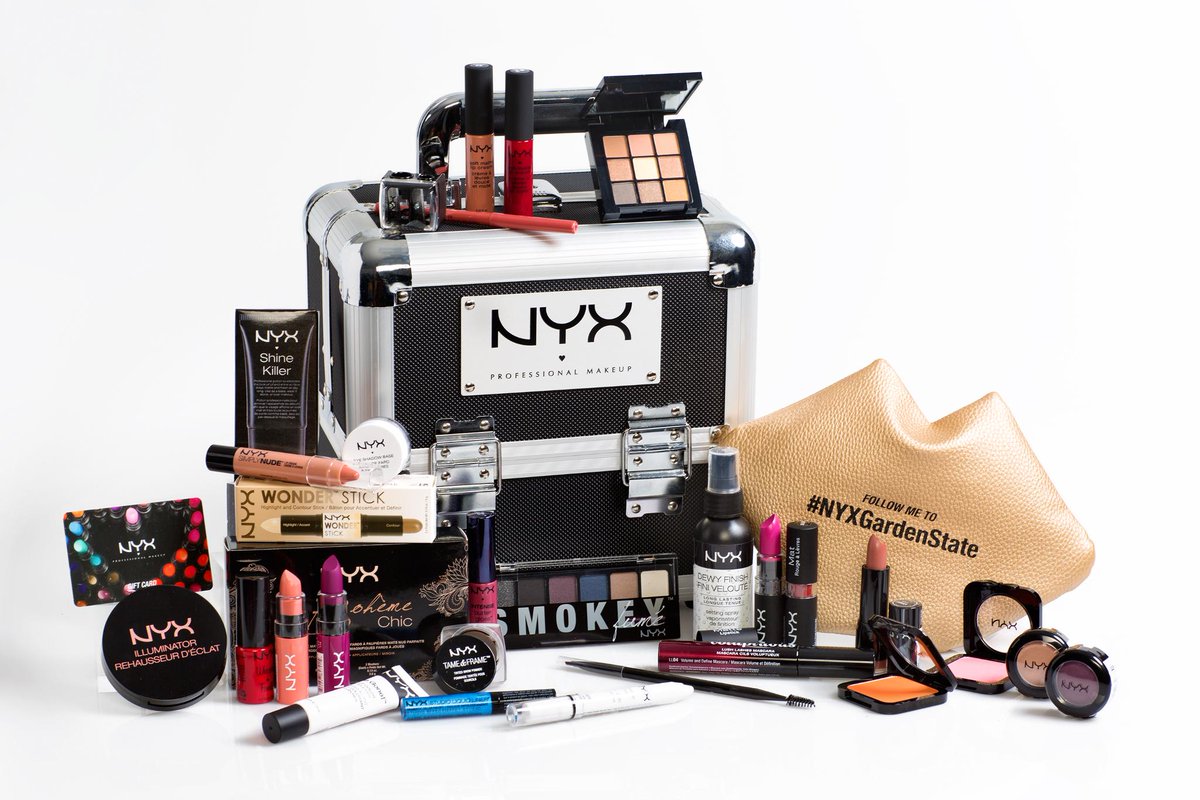 Enter to win a NYX Professional Makeup beginner sized train case filled with product + a $50 NYX gift card! bit.ly/2cLzhYz