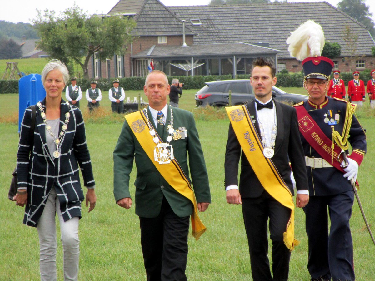 StHubertusGLD's tweet photo. #Foto's en #Video's Federatieve #Schuttersdag (#Federatiedag) 2016
https://t.co/p2ryGcItqW https://t.co/uNTh1XdZ2K