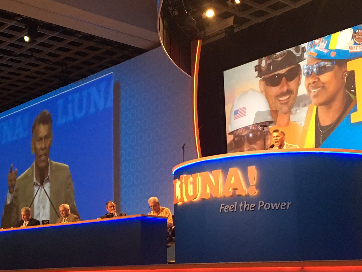 LiUNACanada's tweet photo. @CanadianLabour leader @hassan_yussuff addresses 5000 proud #LiUNA Delegates at the 25th #LiunaConvention https://t.co/PP4xDc04Ml