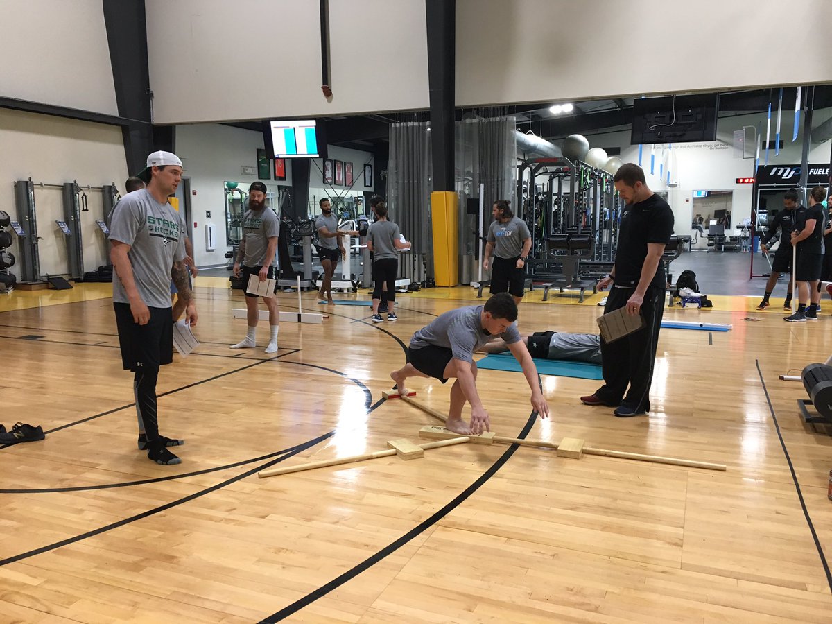 JellyStrength's tweet photo. 2016 @DallasStars Fitness testing. #FMS Crushing tests &amp; setting new records. Thank you @mjp360 @MJP_CoachBA @CoachDrewLittle @CoachOdegard https://t.co/kcS1wfMBIH