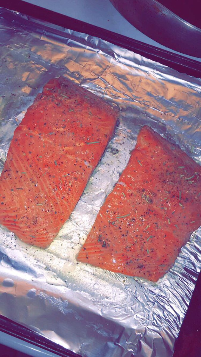 Elisabethh23's tweet photo. Thank you @tinyteatox and @NatKringoudis for the amazing recipe! #HappyHips #TinyTea #Teatox #healthyliving https://t.co/rzBNp5Fuqi
