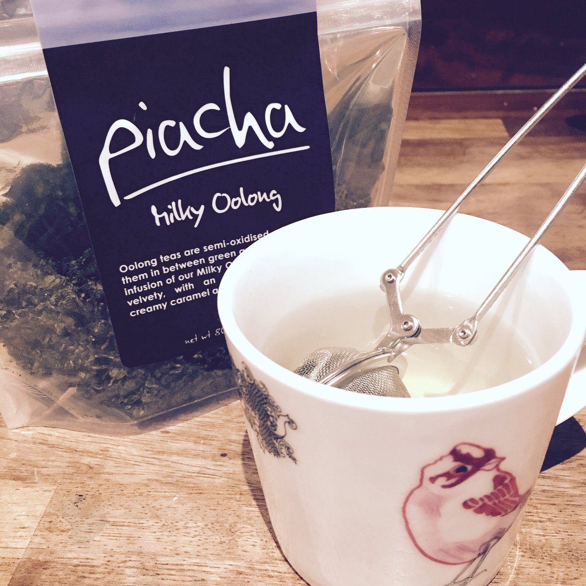 tashychacha's tweet photo. Lovely cup of Milky Oolong to end the day @piachatea #teabeforebed #WednesdayWisdom https://t.co/M5Nt6cm5AT