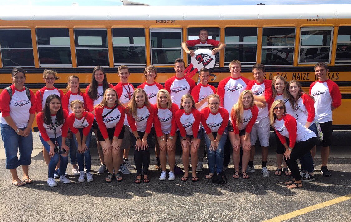 jaeydschoon's tweet photo. StuCo conference👍🏼 #1maize #maizehighstuco https://t.co/iZgwqCgBlZ