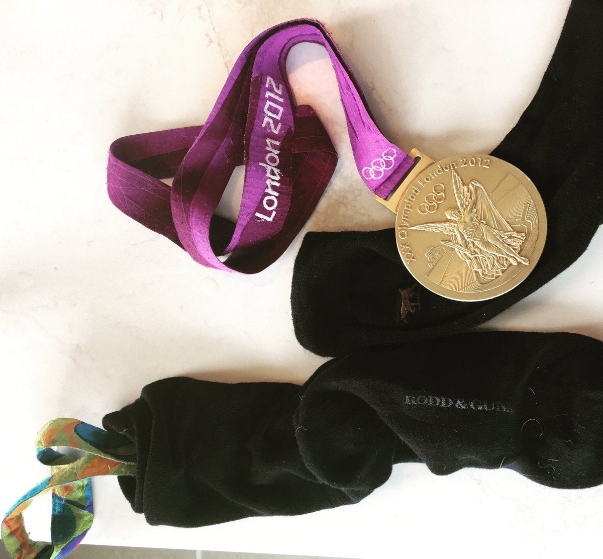 Best way to carry around the medals! 😄 <a href="/roddandgunn/">Rodd & Gunn</a> @nzolympics