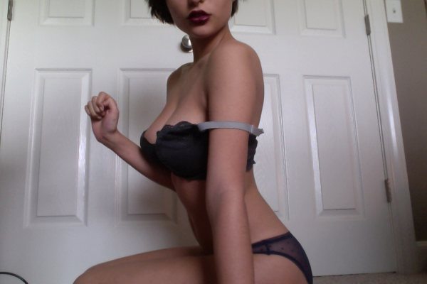 michellesimmers's tweet photo. #TwitterGirls https://t.co/Yf6ean6aH2