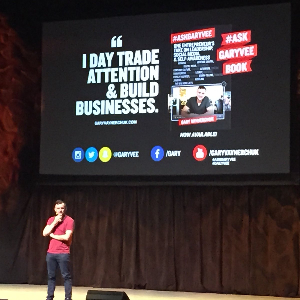 Go deeper &amp; better with shit you know #ArchangelSummit <a href="/garyvee/">Gary Vaynerchuk</a> Stay quiet with what you don't. It's black &amp; white