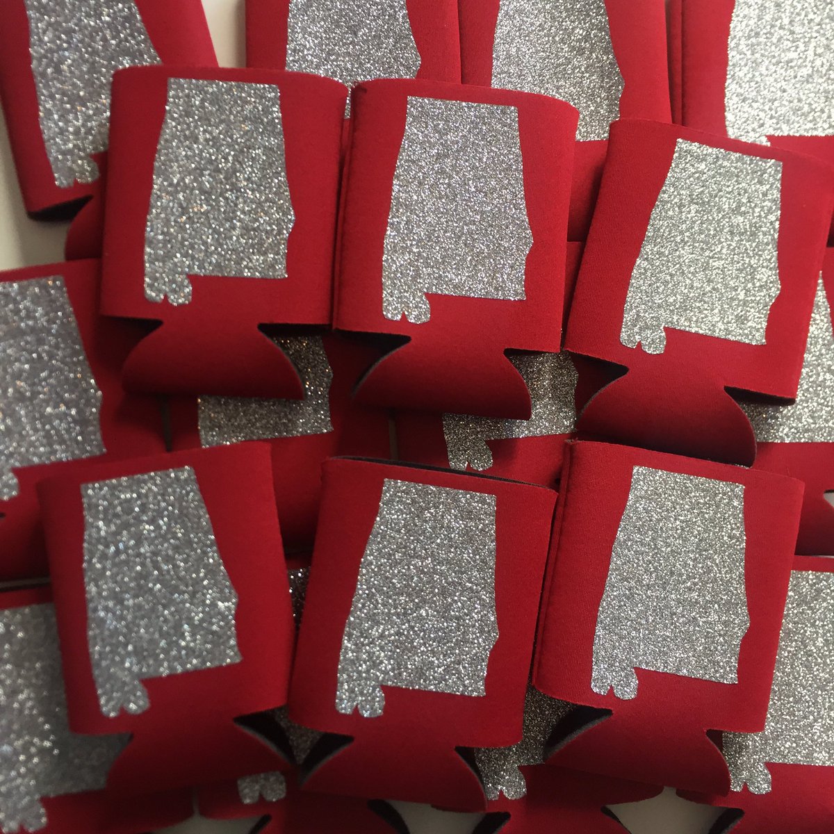 _SouthernBows's tweet image. Working on custom orders today!😍