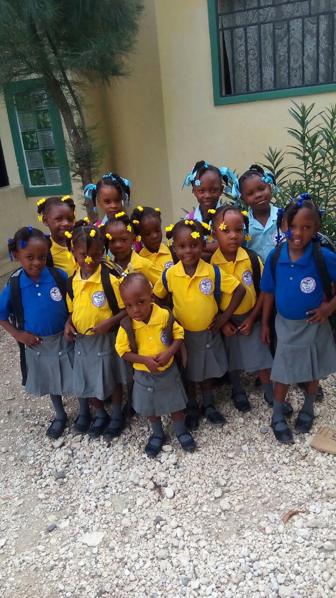 HAC_Haiti's tweet photo. All 12 girls from Chez L'Autre Manman Orphange are in school this yr! Our girls are learning &amp; thriving. Thanks, supporters!
#letgirlslearn https://t.co/1SuryGtSYw