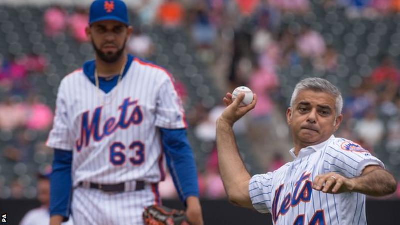 BBCSport's tweet photo. Major League Baseball says it held a "a very good meeting" with the Mayor of London over playing matches in the city
https://t.co/KlrWpcmNUF https://t.co/MHKwm1foRo