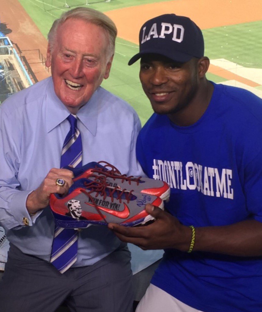 Darren Rovell on Twitter: \