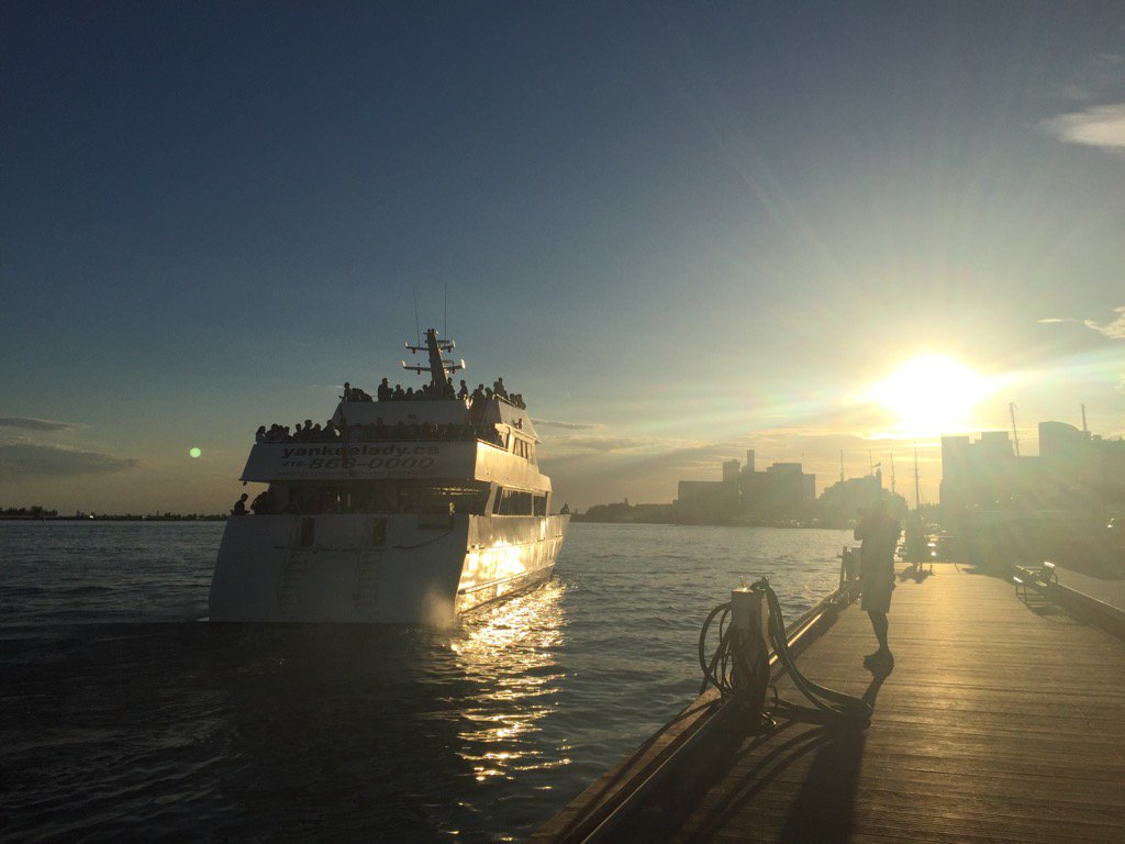 vdxworkshop2016's tweet photo. All aboard!! The ship has left! Enjoy the cruise! #vdx2016 #toronto https://t.co/Vcb0PmS3Gw