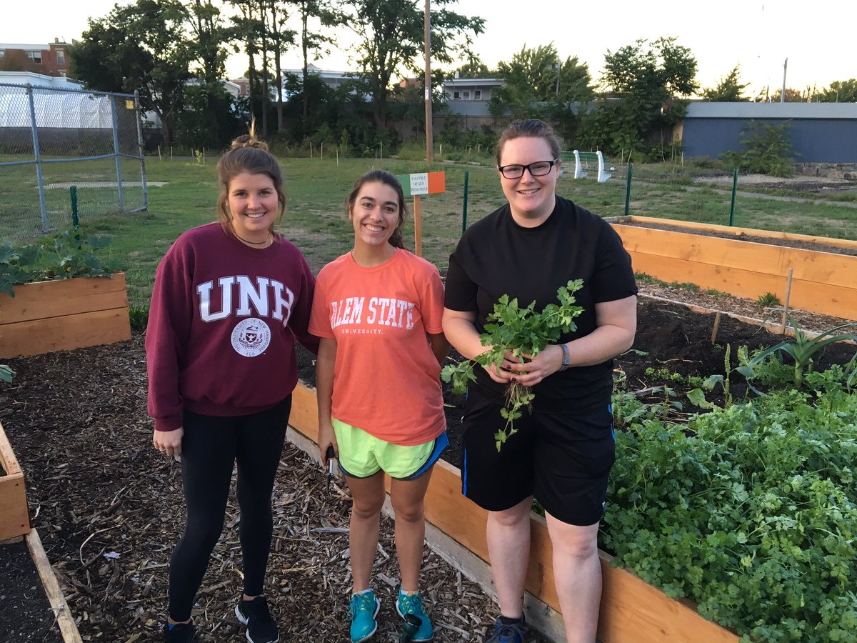 Great first week with students at GreenSpace! #healthequity #servicelearning <a href="/SalemStateCCE/">Salem State Center for Civic Engagement</a> @SSUCASDean <a href="/SalemYMCA/">Salem Y</a>