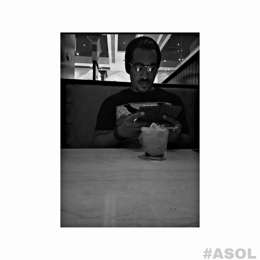 djblackivan's tweet photo. Old Fashion

#ASOL #blackivan #dj #producer #musicproducer #deephouse #housemusic #blackandwhite #oldfashion #drinks https://t.co/LX1ZmnMZnh