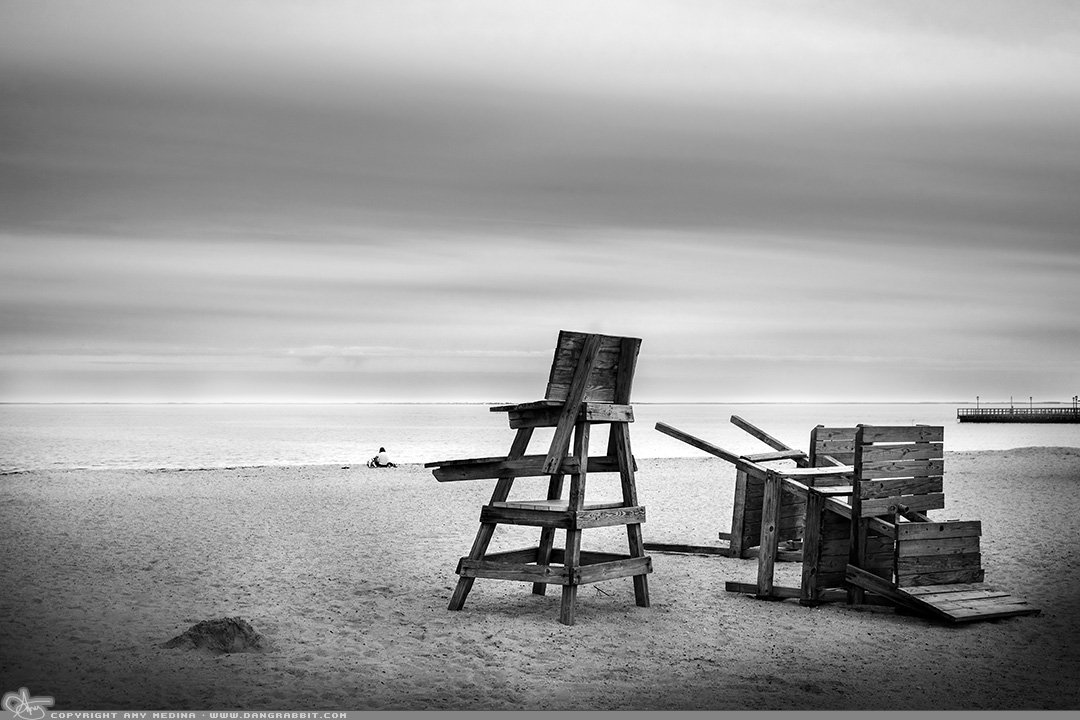 DangRabbit's tweet photo. Picture-A-Day (PAD n.2622) "Don't Cry Uncle" 
#photography #fineart #beach #longisland #lifeguardchair 
https://t.co/xd0ae5YC19 https://t.co/Hkbag4vqWF