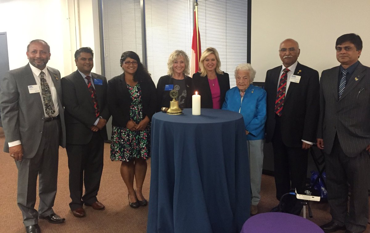 Delighted to join #Mississauga - CityCentre <a href="/RotaryCMCC/">RotaryCM City Centre</a> for International Peace Day. Thanks for taking the #OneBagChallenge