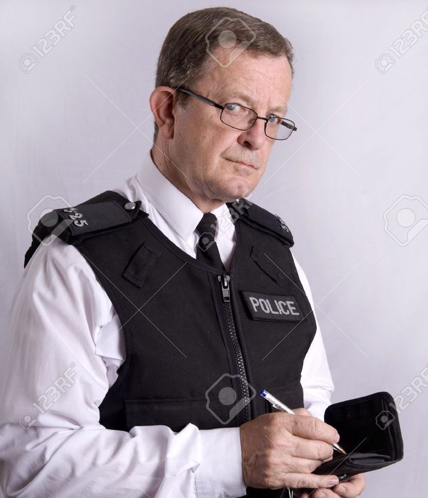 imzawful's tweet photo. #askleafy how many underage nudes on snapchat do you get receive from children on the daily. As a federal officer I am interestd, Thanks. https://t.co/e9nLEdz26R