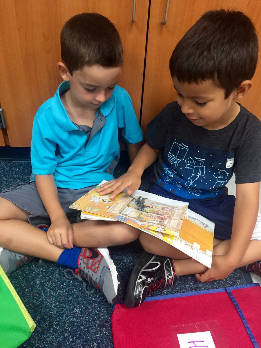 Partner reading in full effect!📚#welovebooks #buildingstrongreaders @CFISDKeith @CFISDKeithK #BeKeith