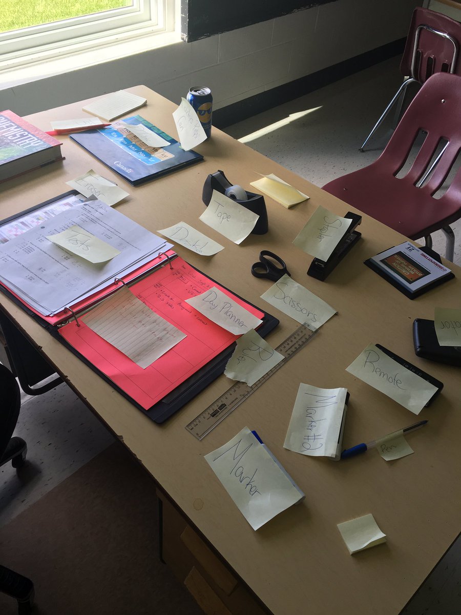 MrAtkings's tweet photo. Hey, what's that thing called that you write with? Oh, thank god someone labelled it. #itwasapen https://t.co/k33QF2K9kb