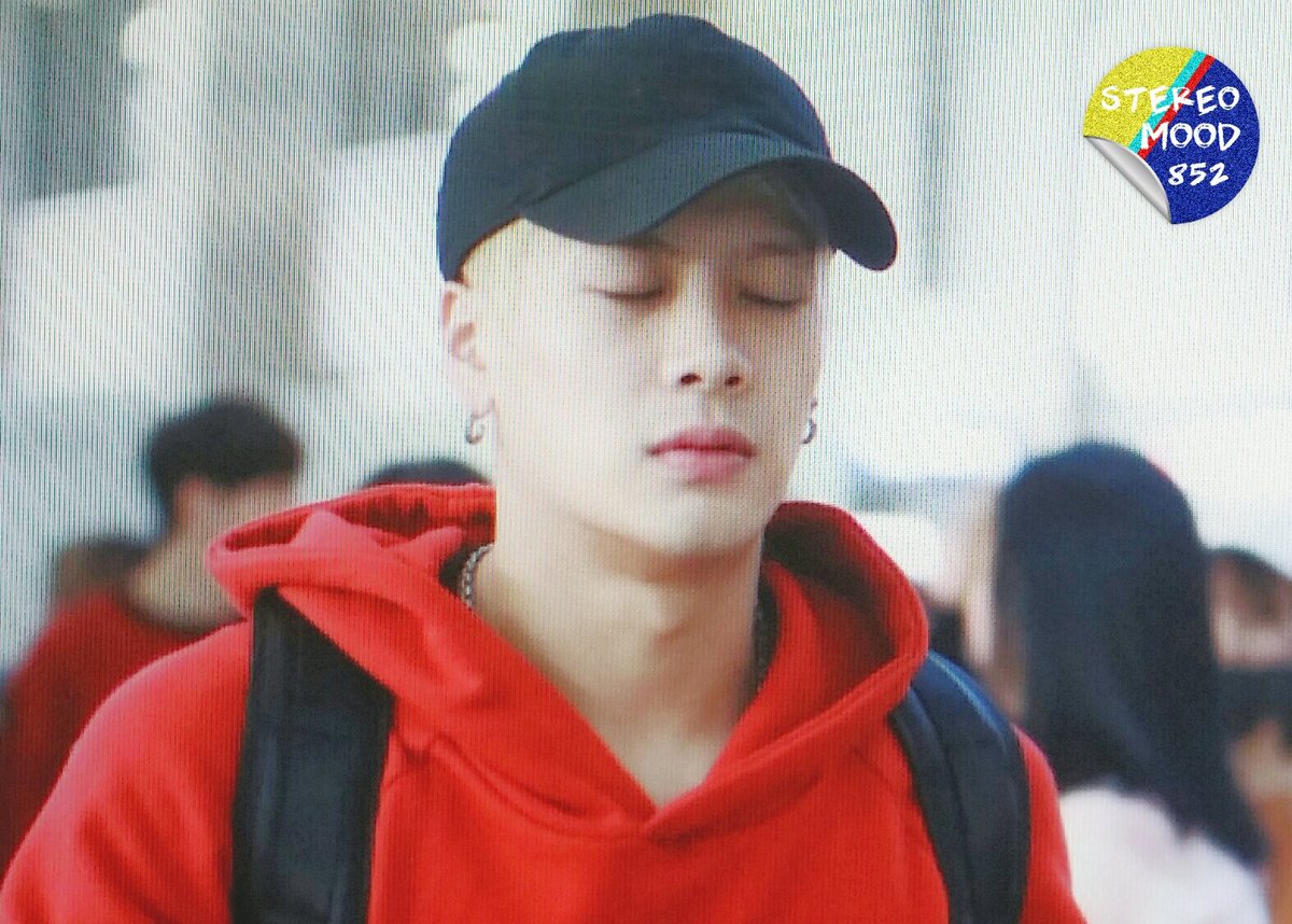 STEREOMOOD852's tweet photo. 160922 #갓세븐 #잭슨 #got7 #jacksonwang #王嘉爾 😴😴😴 https://t.co/CYGcTeVB6C