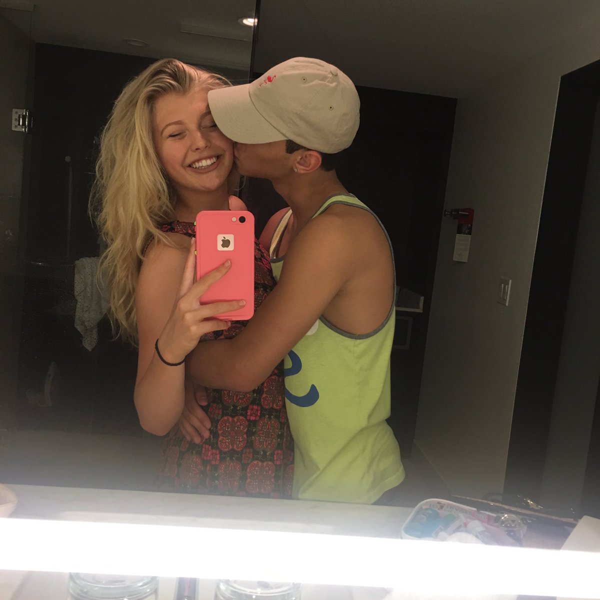 iamlorengray's tweet photo. Puerto Rico with this gem🇵🇷❤️ https://t.co/sbE7SgwjIH