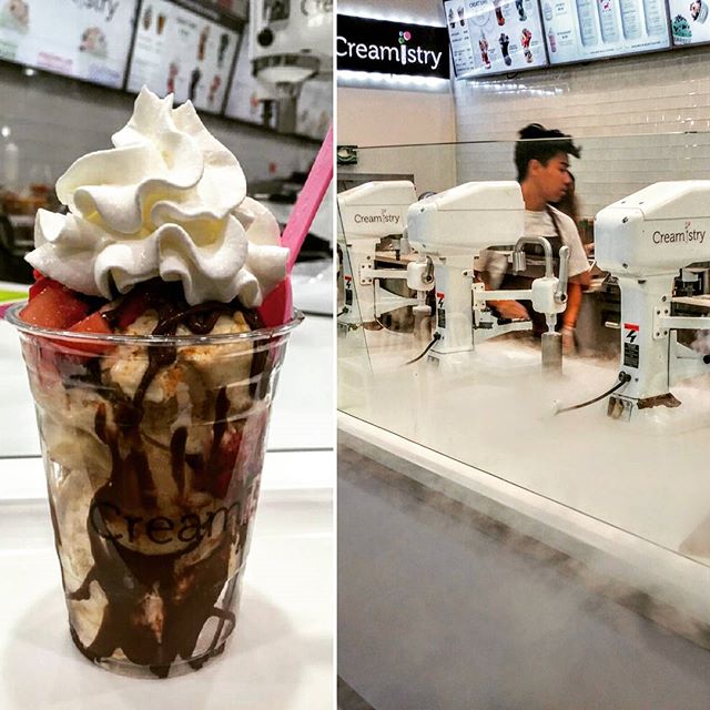 CreamistryLB's tweet photo. Cap'N Crunch, Ice Cream, strawberries, banana, Nutella #creamistry #captainsbreakfast 📷: @jonnyboyca https://t.co/xTLUyEzCv3