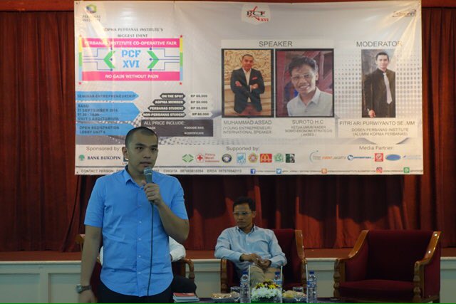 Ini dia pembicara di seminar kita kemarin😆 <a href="/DNI_info/">DINAMIKA NEW IMAGE</a> <a href="/kicaupromo/">Kicau Promo</a> <a href="/infobintaro/">Info Bintaro</a> <a href="/iCampus_ID/">iCampus Indonesia</a> <a href="/kopmaperbanas/">Kopma Perbanas</a> <a href="/EventJakartaCom/">Event Jakarta</a>