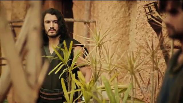 DezMandamentos's tweet photo. Tupak stalker #ATerraPrometida https://t.co/Kl0VFmgrfA