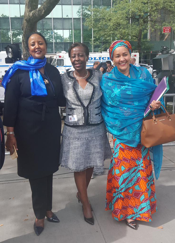 African women well represented at the 71st #UNGA <a href="/LMushikiwabo/">Louise Mushikiwabo</a> <a href="/AMB_A_Mohammed/">AMB.(Dr.) Amina C. Mohamed</a> &amp; Amina Mohamed #Rwanda #Kenya #Nigeria