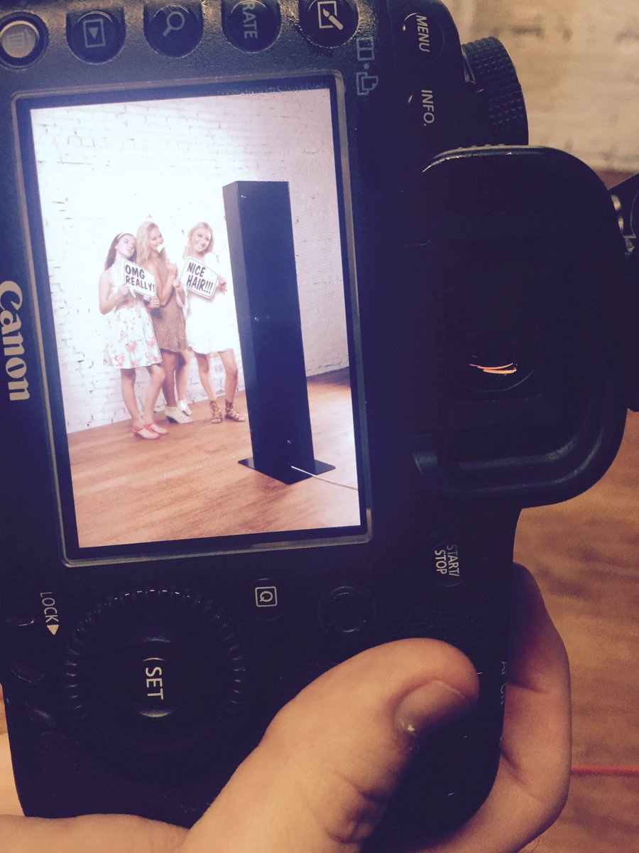 PBODesignShop's tweet photo. Had some fun this afternoon getting ready for some big announcements. #photobooth #mobibooth https://t.co/bgtEQk0S51
