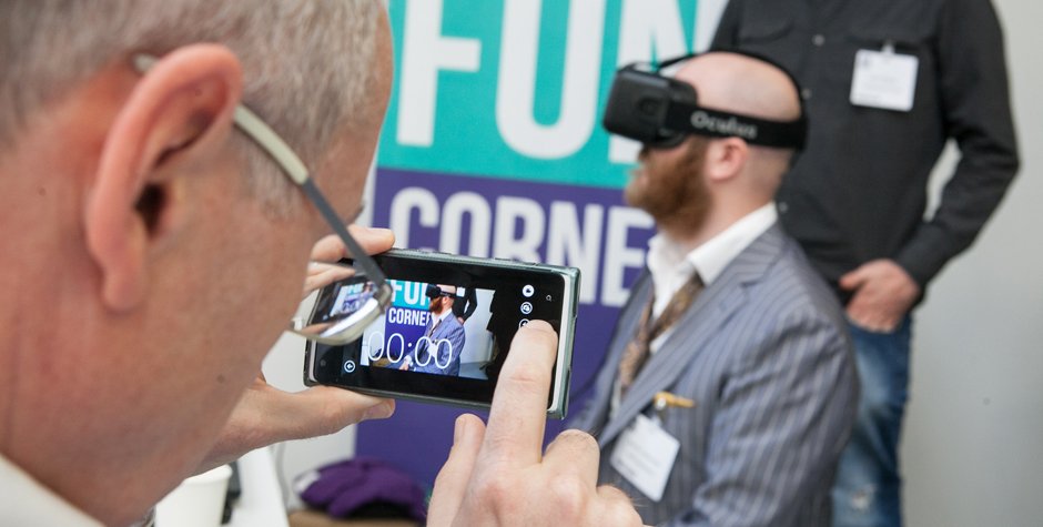 AfoortBusiness's tweet photo. Nog 1 week tot @itinnovationday #iid2016! Er ook bij zijn? Gebruik AMSWEB voor €100 korting. https://t.co/8qqoW1llEe https://t.co/pmB6vnHAl1