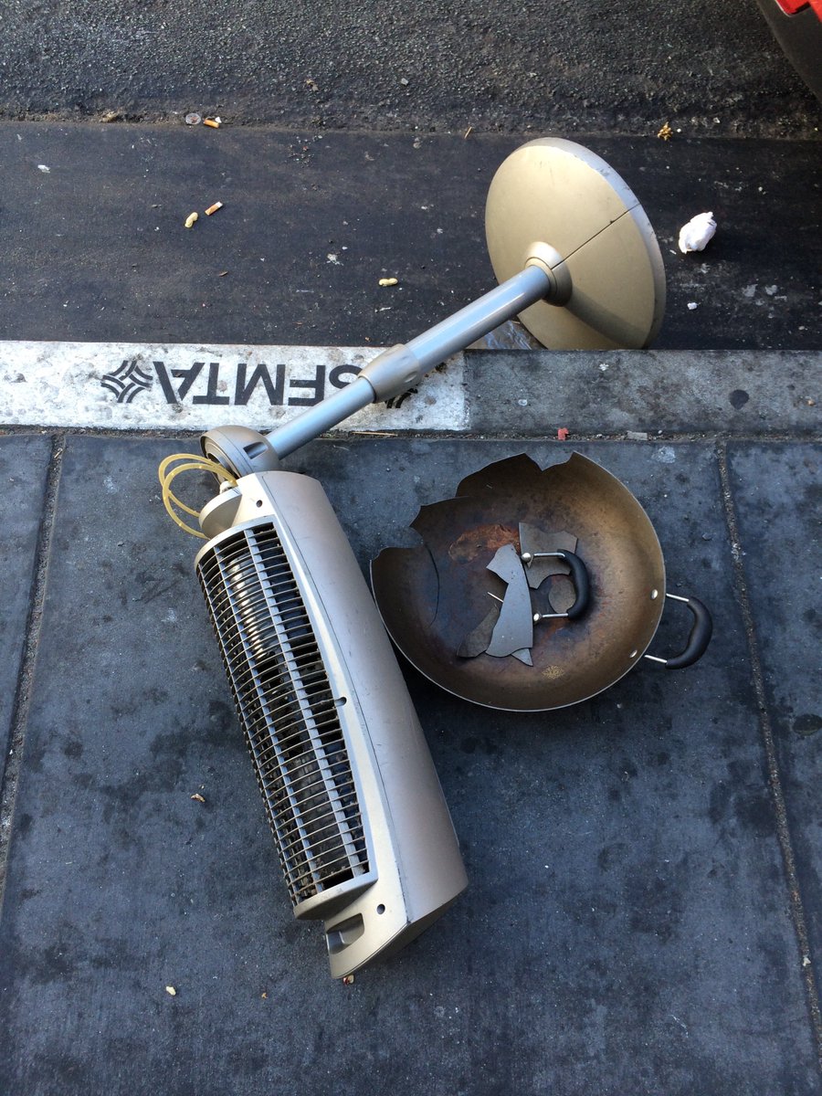 sftrashtreasure's tweet photo. The broken bits. Jackson &amp; Cooper Alley. 09.20.16. #illegaldumping #sidewalkdumping #trash #garbage #litter #recycleSF #weird #random #why https://t.co/4nyqdxmAiO