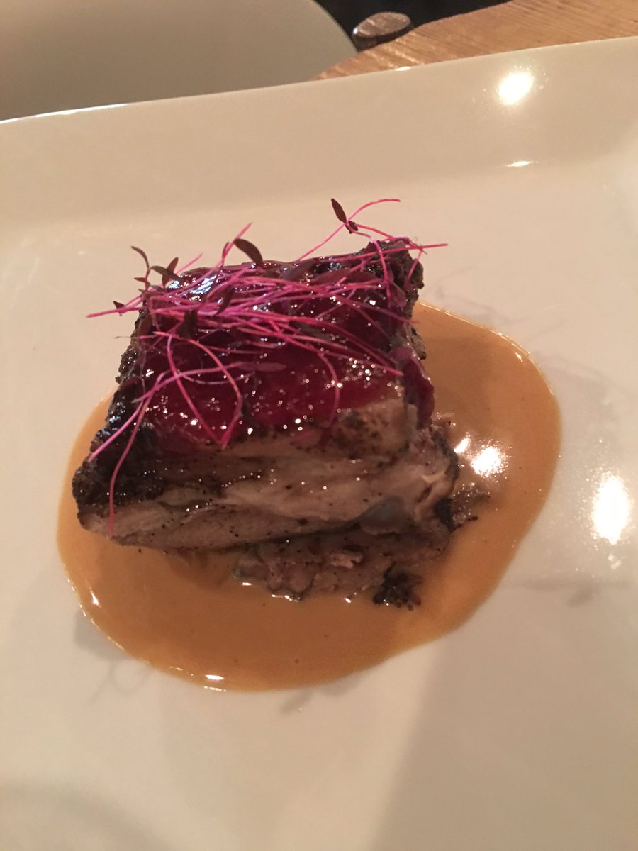 Whit_225's tweet photo. Never disappoints at @GouterBR! crab pizza,wild boar belly, nutty scallops, fat back,eggplant w/crab Augratin &amp;more! https://t.co/VyHJesqfTB