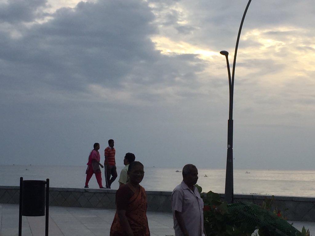thekiranbedi's tweet photo. Puducherry Beach at 6.30 AM, this morning. (Near the Ashram and White  Town)--A blessing-- https://t.co/OgbsjT7wbC