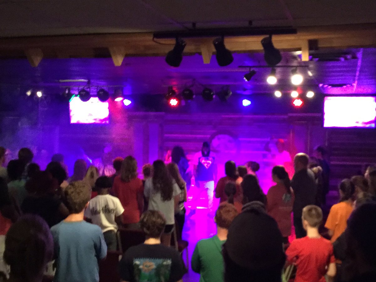 PUnlearn's tweet photo. Great event tonight at Oak Hill church #Projectunlearn #goeexperience #ChangeIsComing https://t.co/2r13JbrS4P