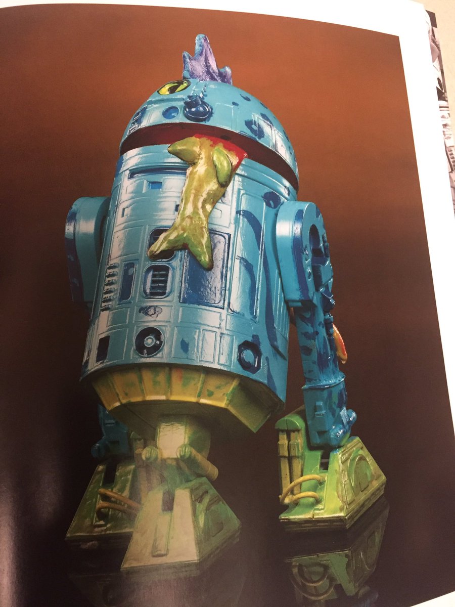 TheGeekyPerv's tweet photo. .@Blizzard_Ent .@Warcraft my #R2D2 needs a level boost #HELP #R2ME2 #LEGION #STARWARS https://t.co/puBt2wTips