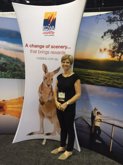 Kangaroos with stethoscopes: We're at the <a href="/aafp/">AAFP</a> conference in Orlando.Stand 942. Sth Australia welcomes US docs  #FamilyMedicine #RuralDocs