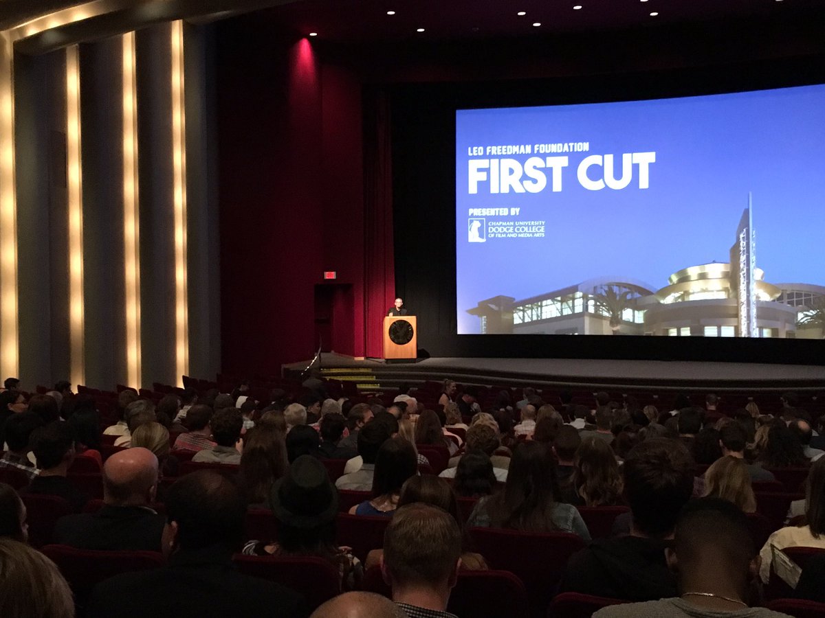 CU_DodgeCollege's tweet photo. Dean Bob Bassett welcoming the #FirstCut2016 crowd https://t.co/3uVCsusqZm