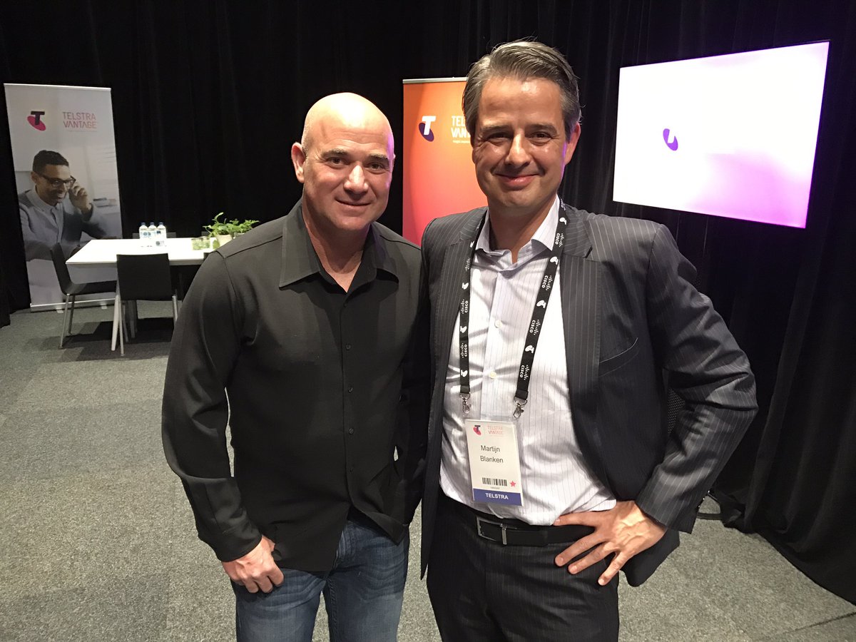 Truly impressive philanthropist and entrepreneur <a href="/AndreAgassi/">Andre Agassi</a> on stage in 2 hours at #Vantage16