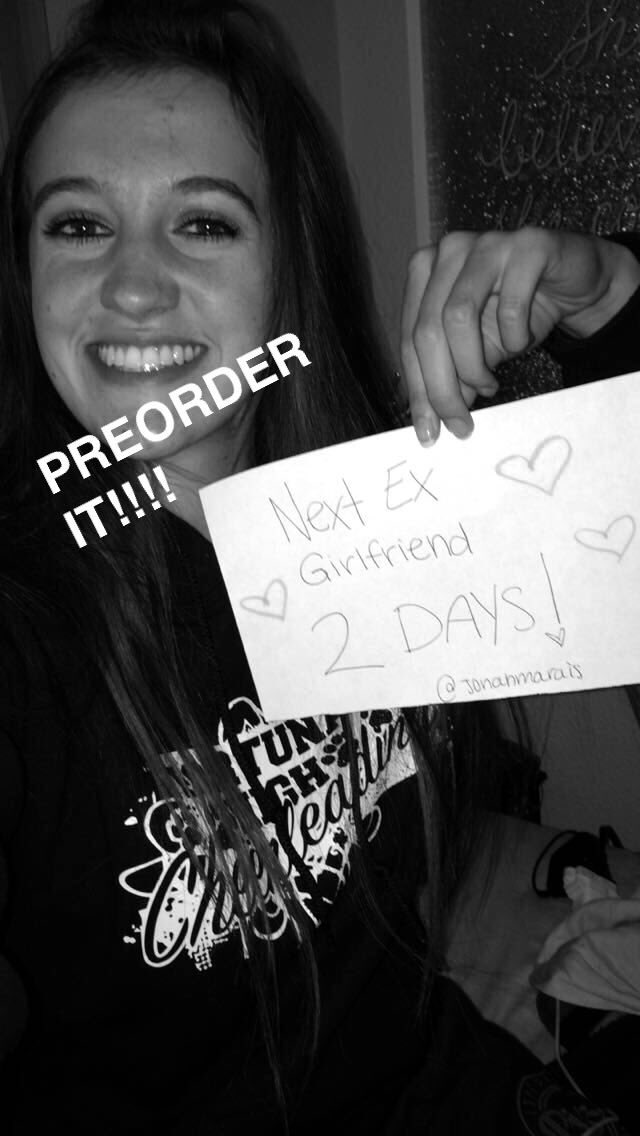 SE_kayla_'s tweet photo. #NextExGFin2Days @JonahMarais support my boy J! β€οΈ he's absolutely amazing https://t.co/4PNI1VrwW9