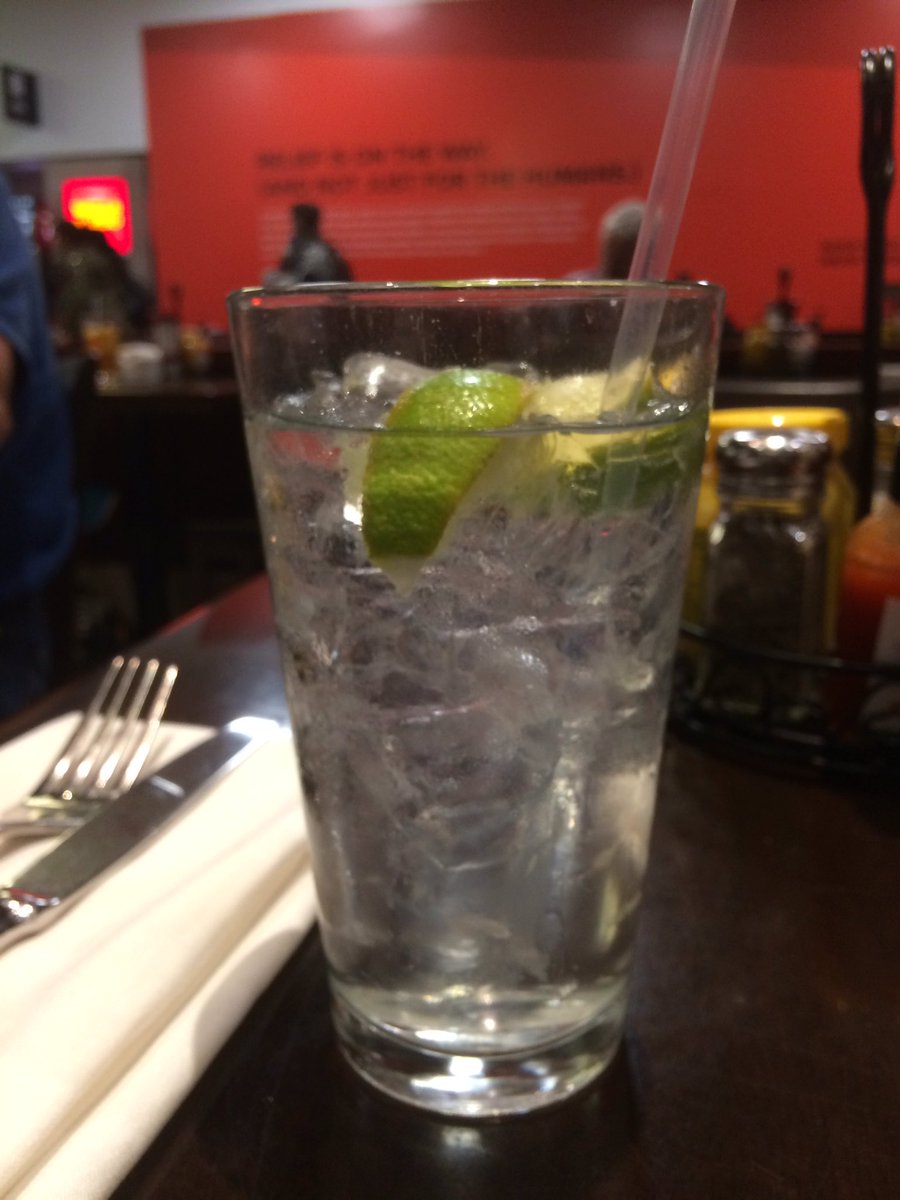 Luc Desrosiers tweet media