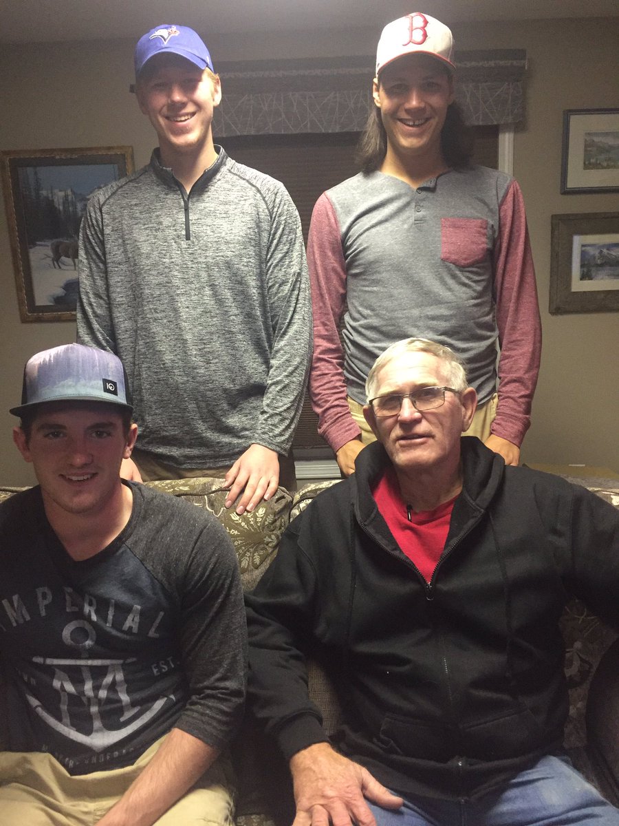 iceicegreenwood's tweet photo. Had a great conversation with Lynn this evening. #RowTheBoat #OurTownofOlds #LearnYourCommunity #Thankful @OGhockey @latts16 https://t.co/UC4f89HQQz