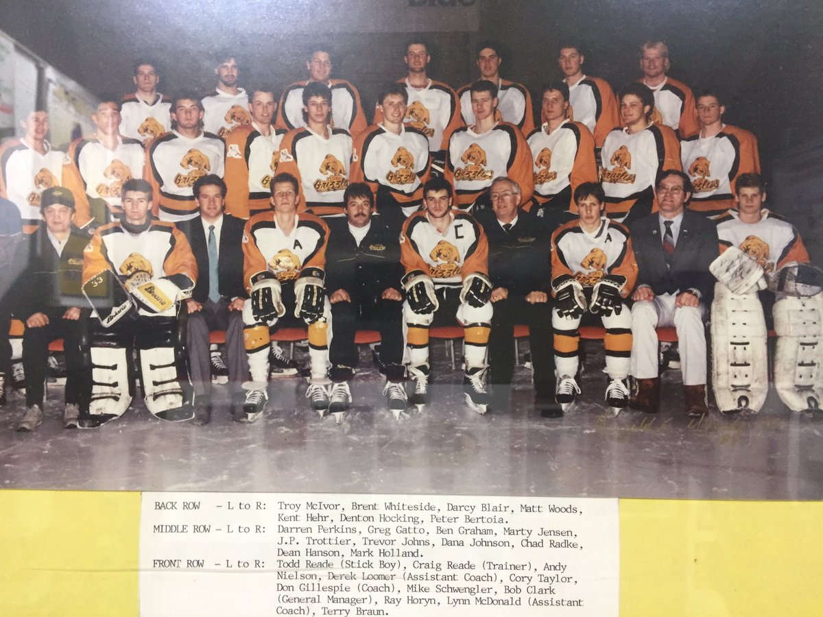 iceicegreenwood's tweet photo. Had a great conversation with Lynn this evening. #RowTheBoat #OurTownofOlds #LearnYourCommunity #Thankful @OGhockey @latts16 https://t.co/UC4f89HQQz