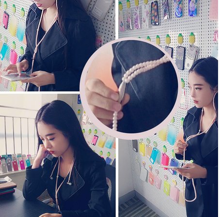 sunshine6888888's tweet photo. new  product :
pearl necklace earphone for Girls in large stock! welcome contact me for detail in box !! https://t.co/ZKOxlInvMh