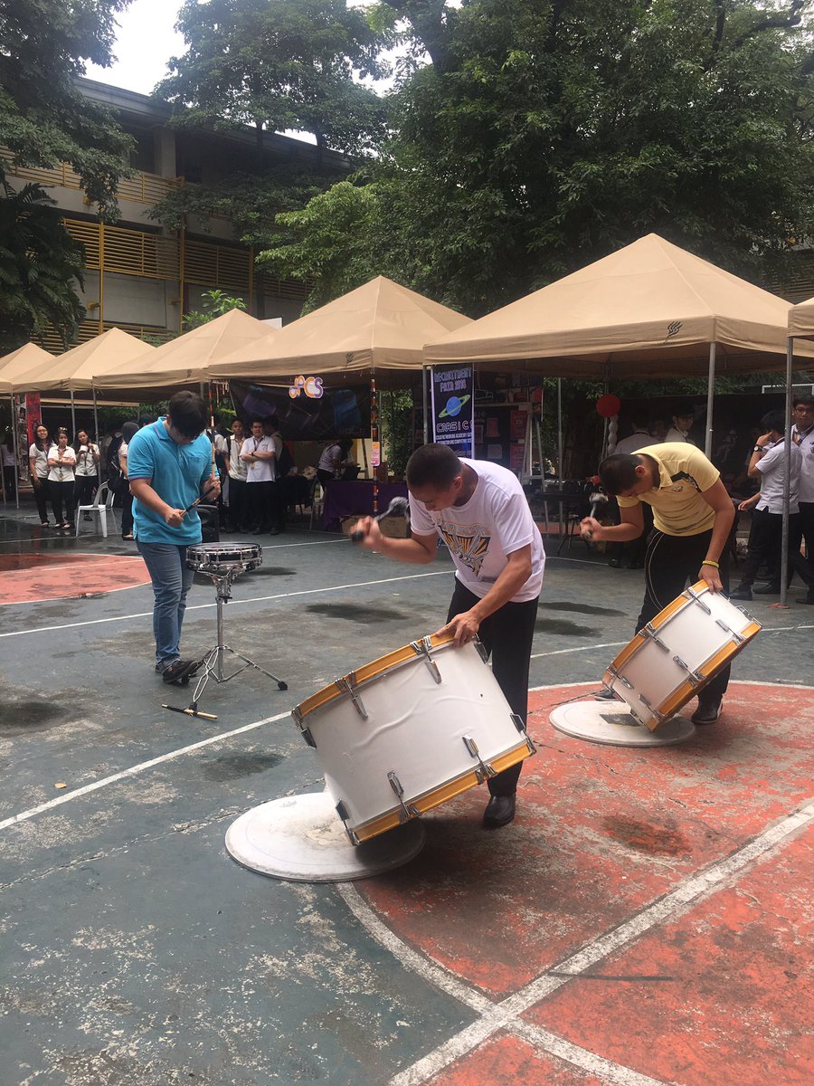 usticssc's tweet photo. The UST Yellow Jackets now performing for the IICS Recruitment Fair! #IICSRecFair https://t.co/OCyQaOJhqj