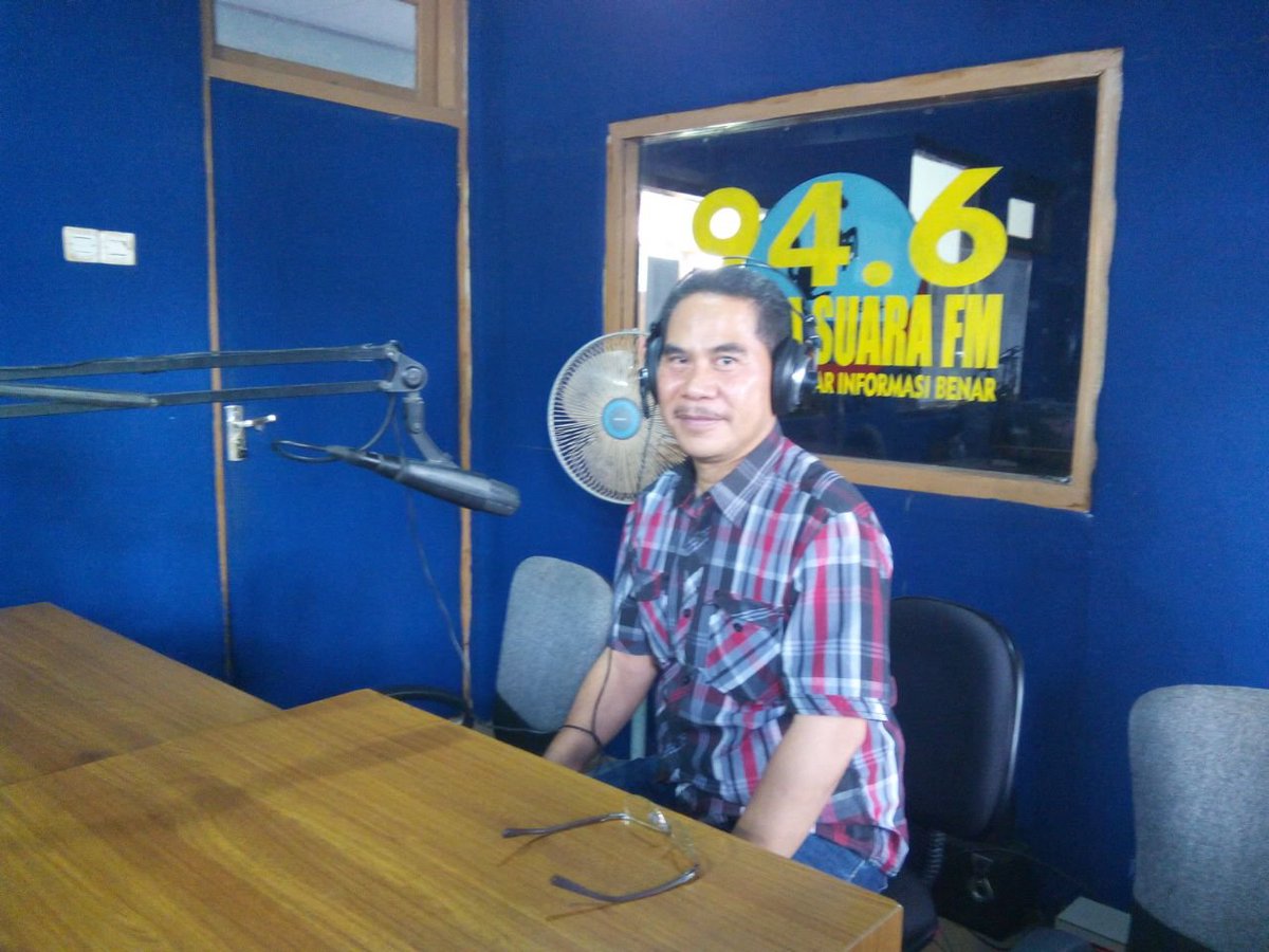 indituban's tweet photo. IndiHOme 100% Fiber berkumandang trus di radio2 wilayah Tuban dan sekitarnya https://t.co/YpwDXdWViD
