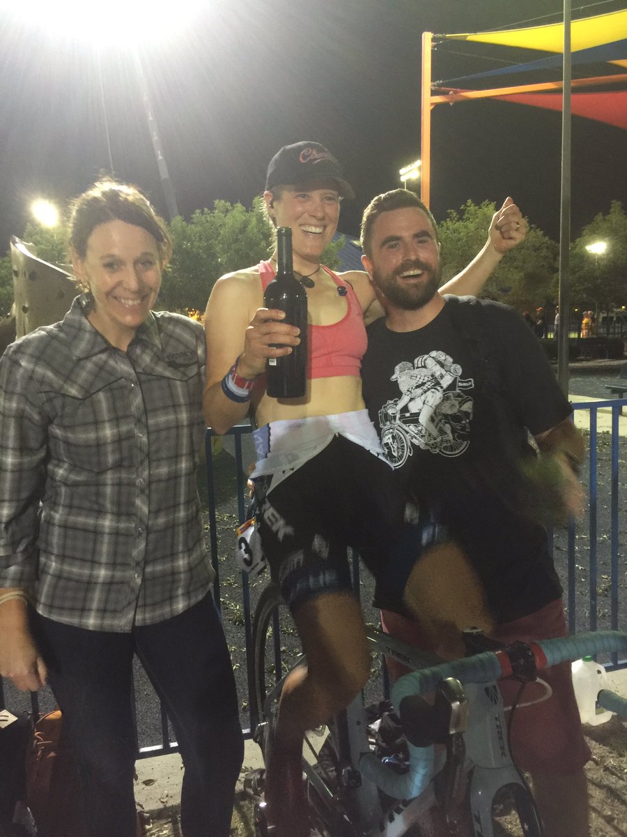 303cycling's tweet photo. Anything for @KatieFnCompton #redwine #nocorkscrew @feedbacksports @CrossVegas @crankymommys https://t.co/dCAkE7x3yJ